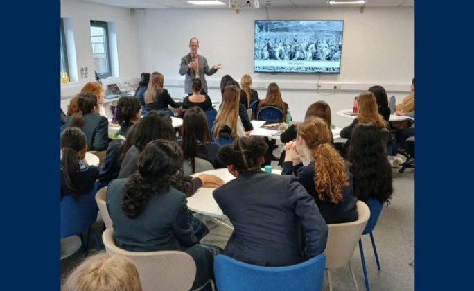 Latest News &raquo; Exploring Chaucer with a Leading Academic